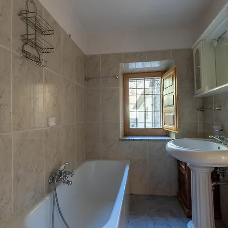 Holiday home Amazing In With Kitchenette *